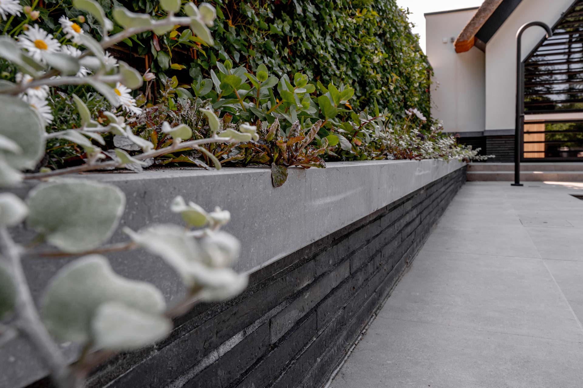 foto-exterieur-heeze-bloemperk-omlijsting-02